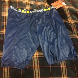 Women’s sliding shorts